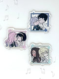 Anime badge from Alien Stage featuring characters in romantic poses, ideal for anime badge collectors and fans of emotional storytelling.